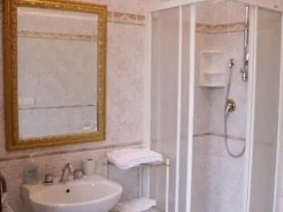 Oda ve Kahvaltı Maior